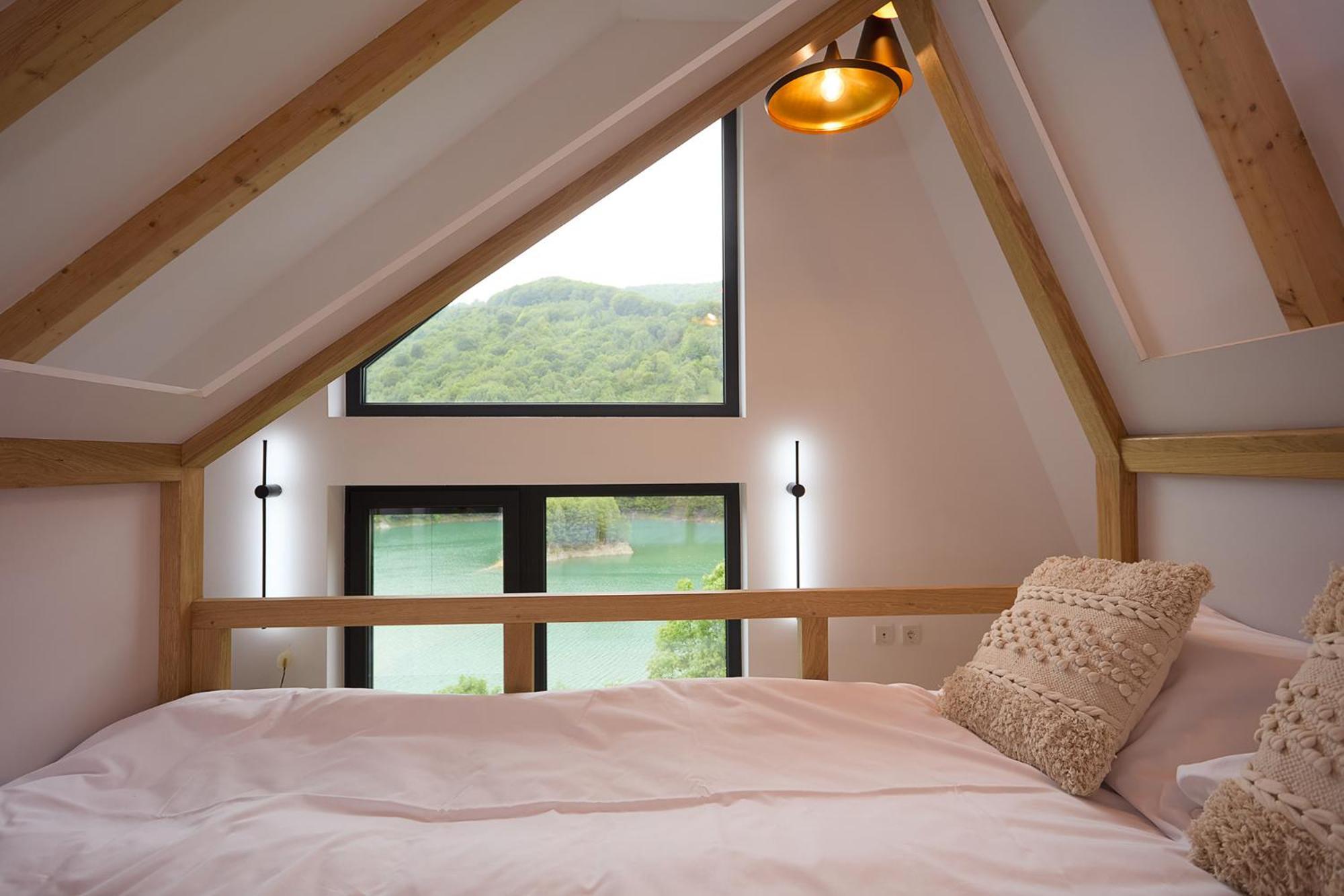 Utopia Lake View Teşila エクステリア 写真